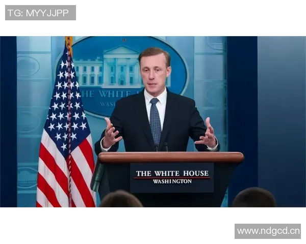 克拉克斯顿强势表现一攻一防完美配合助力球队稳住局势