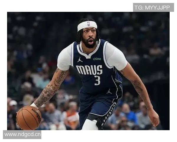 独行侠内部对浓眉复出时机意见不一球队老板出面协调决策